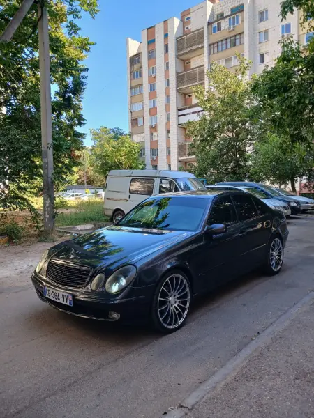 Mercedes-Benz E-Class, 2003