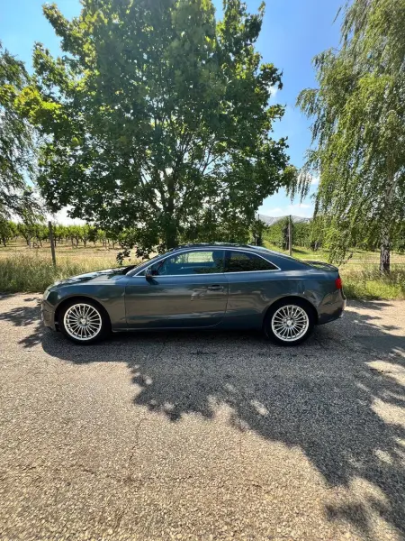 Audi A4, 2011
