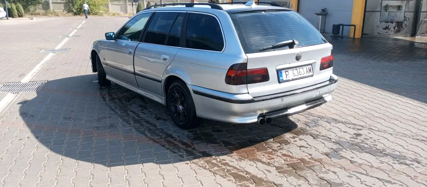 BMW 5 Series, 1999