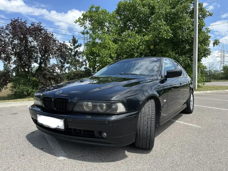 BMW 5 Series, 2001