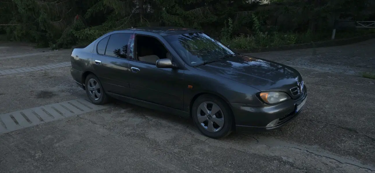 Nissan Primera, 2000