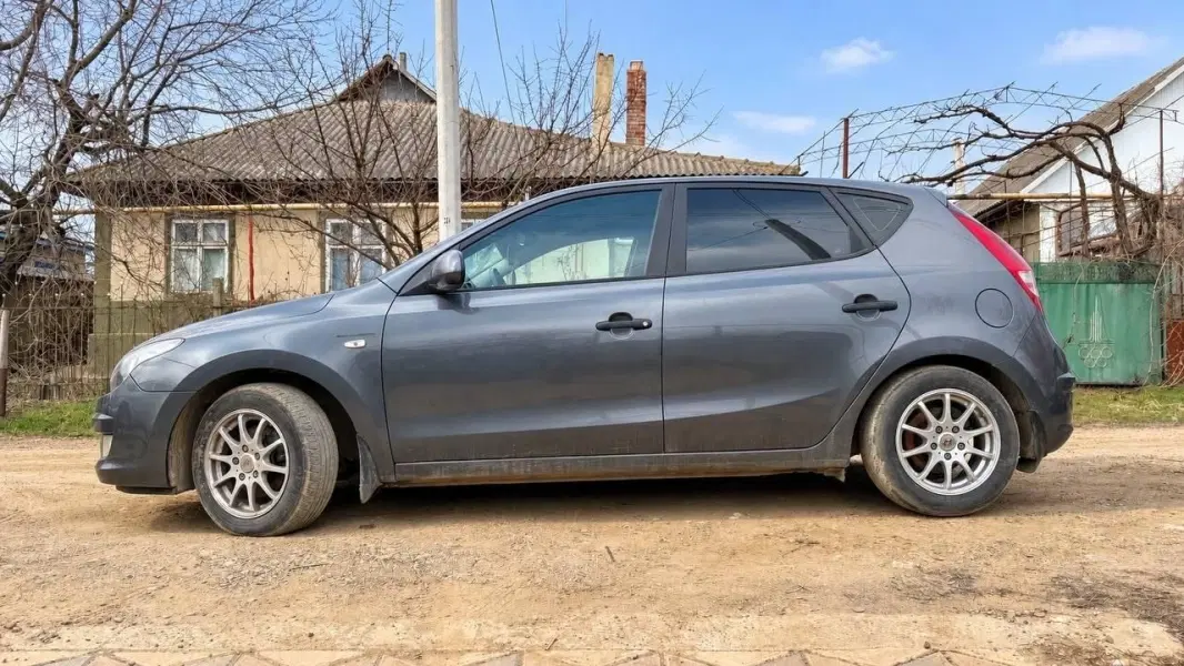 Toyota Corolla, 2011