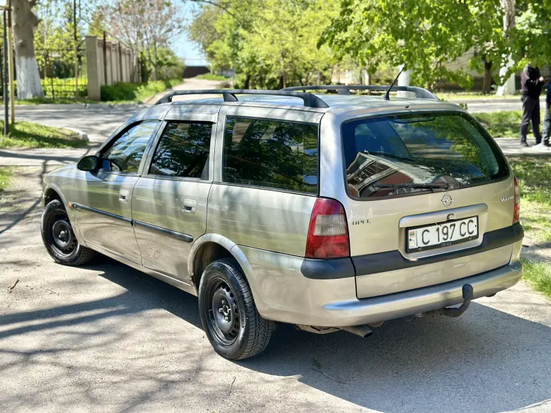 Opel Vectra, 1997