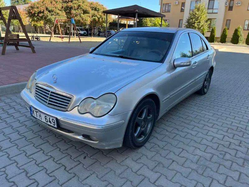 Mercedes-Benz C-Class, 2003