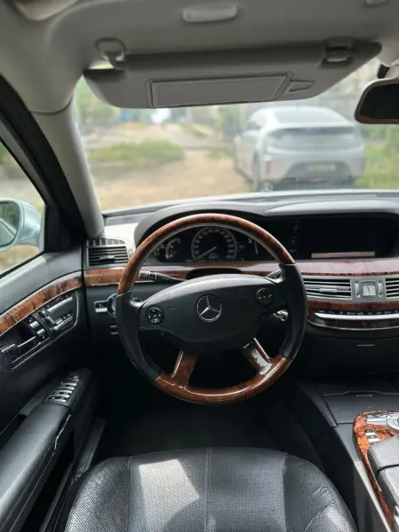 Mercedes-Benz S-Class, 2008