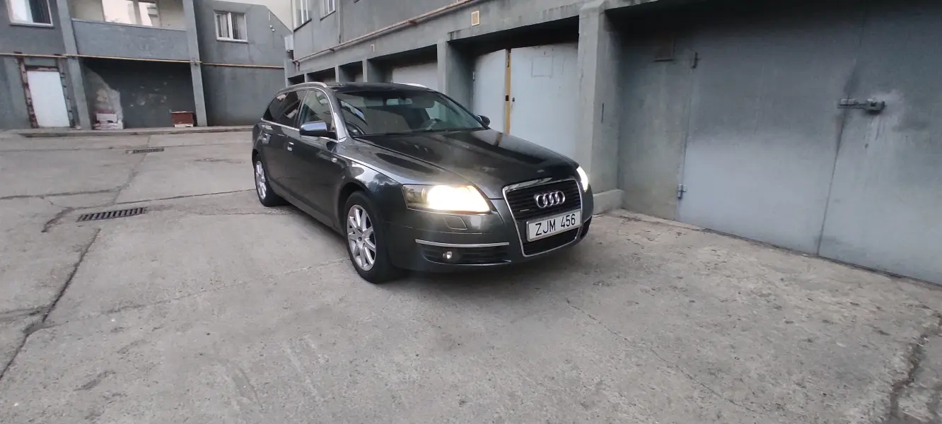 Audi A6 Avant, 2005