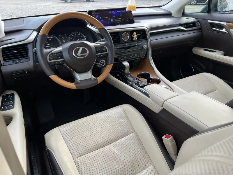 Lexus RX, 2016