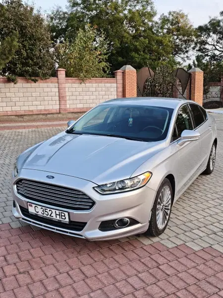 Ford Fusion, 2014