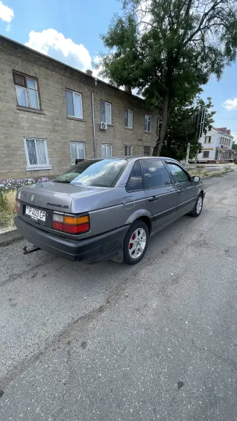 Volkswagen Passat, 1992
