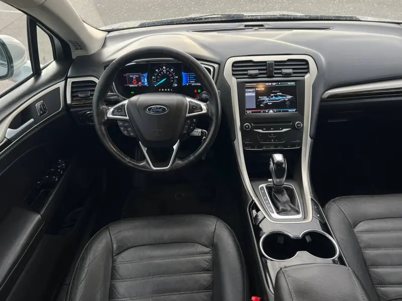 Ford Fusion, 2015