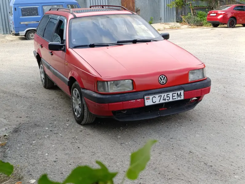 Volkswagen Passat, 1992
