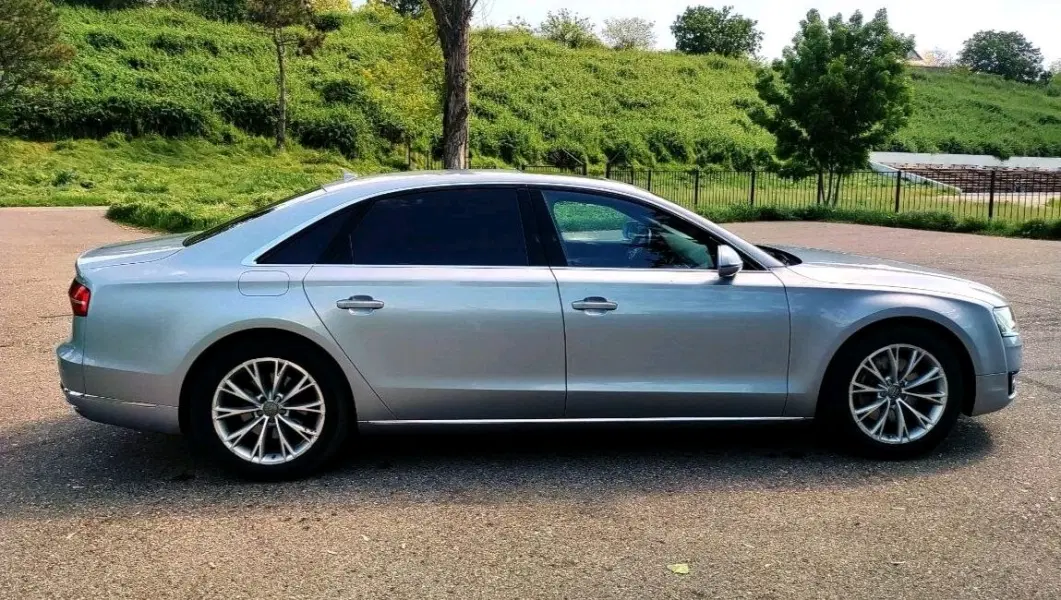Audi A8, 2016