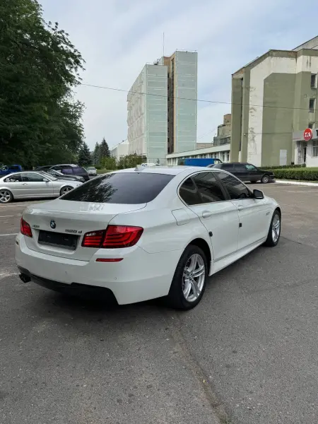 BMW 5 Series, 2012