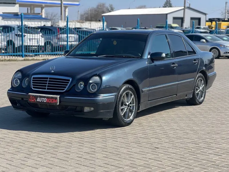 Mercedes-Benz E-Class, 2001