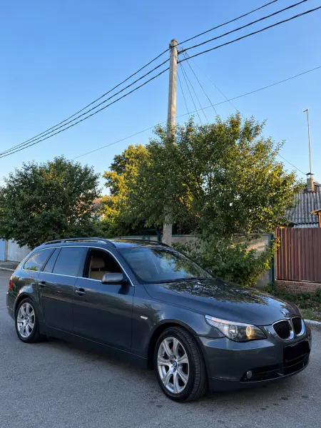 BMW 5 Series, 2005