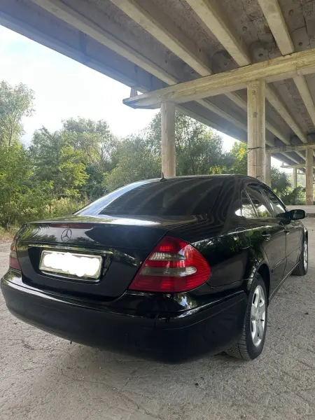 Mercedes-Benz E-Class, 2003