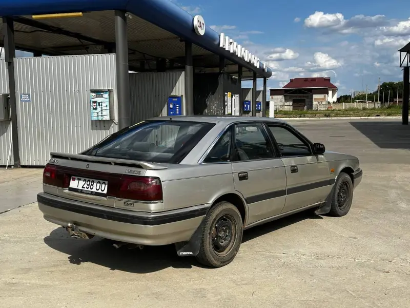 Mazda 626, 1993
