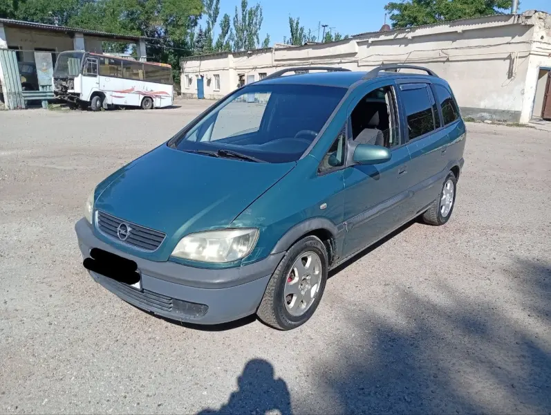 Opel Zafira, 2002