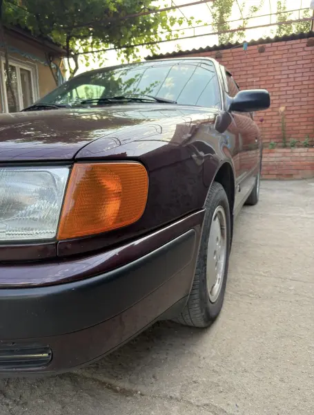 Audi 100, 1993