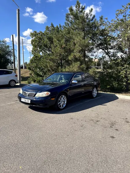 Nissan Maxima, 2000