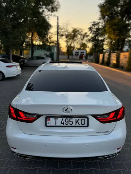 Lexus GS, 2013