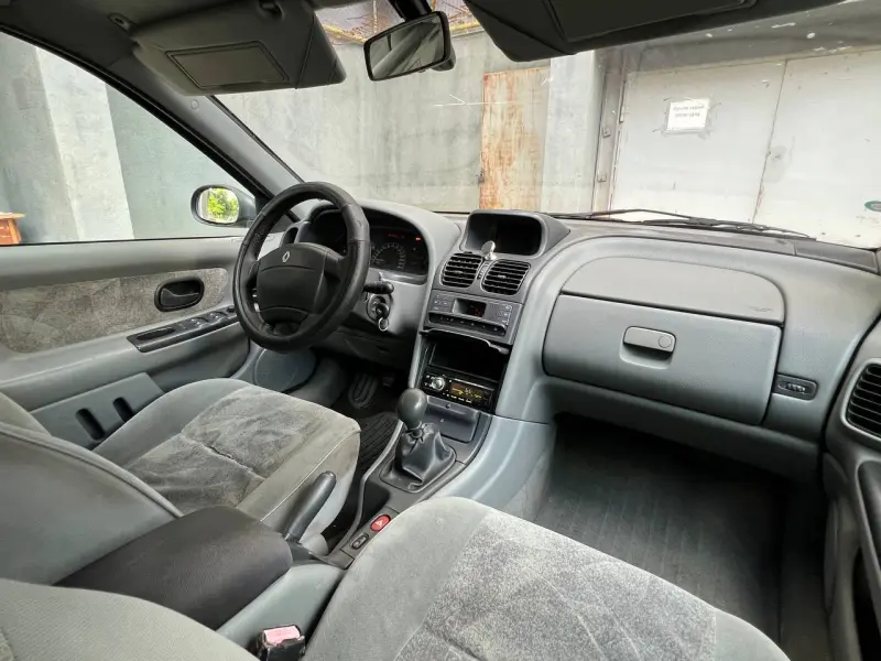 Renault Megane, 1999