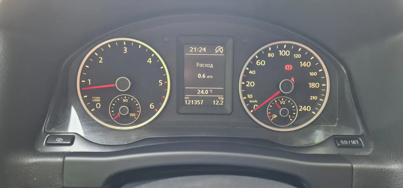 Volkswagen Tiguan, 2011