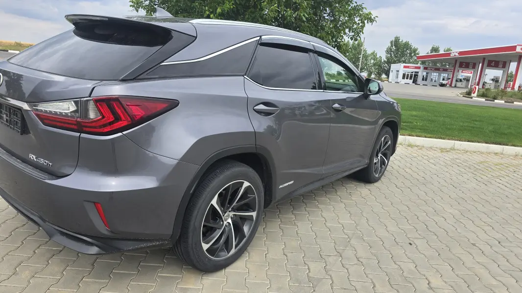 Lexus RX, 2016