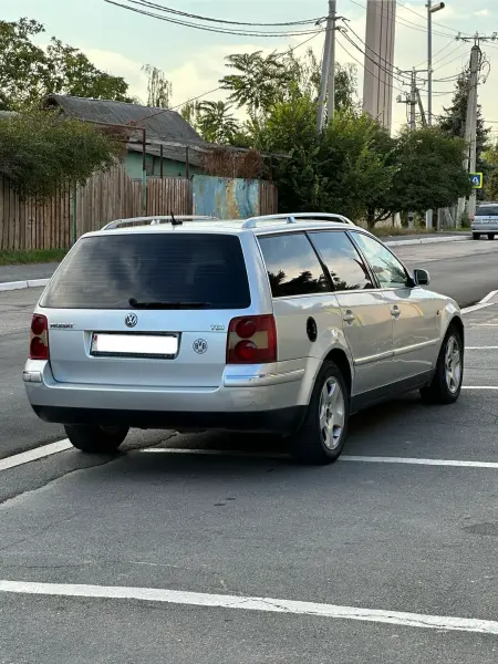 Volkswagen Passat, 2003