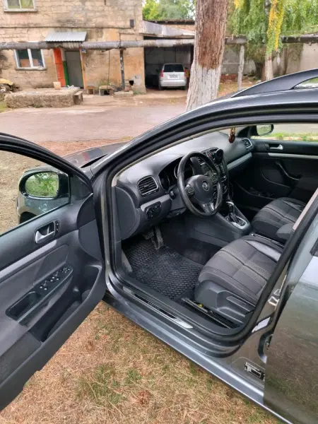 Volkswagen Golf, 2013