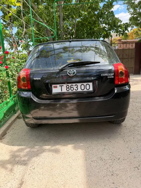 Toyota Corolla, 2005