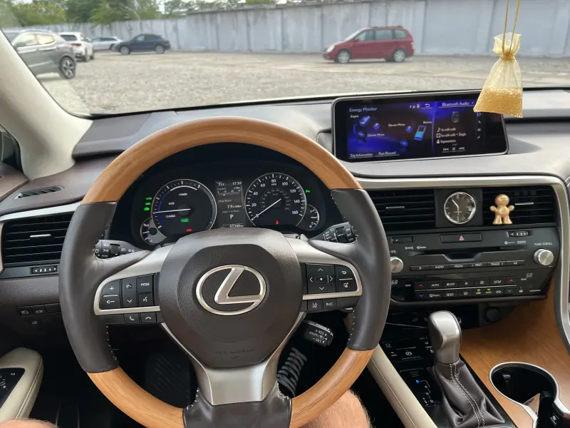 Lexus RX, 2016