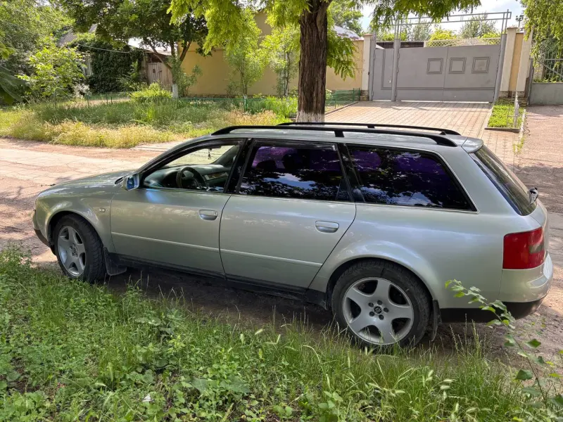 Audi A6, 2000