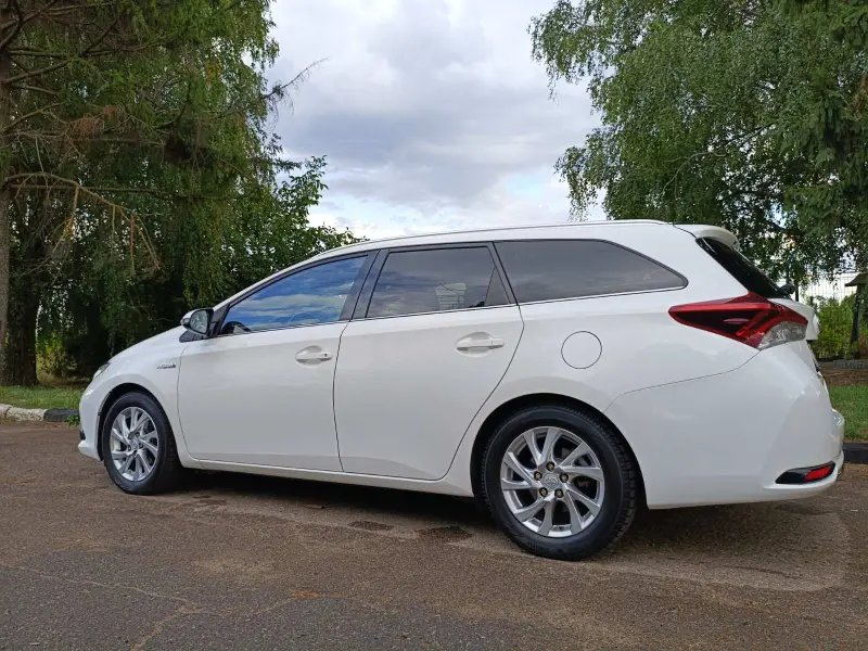 Toyota Auris, 2016