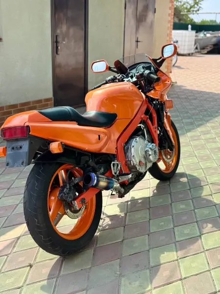 Продам Honda CBR600