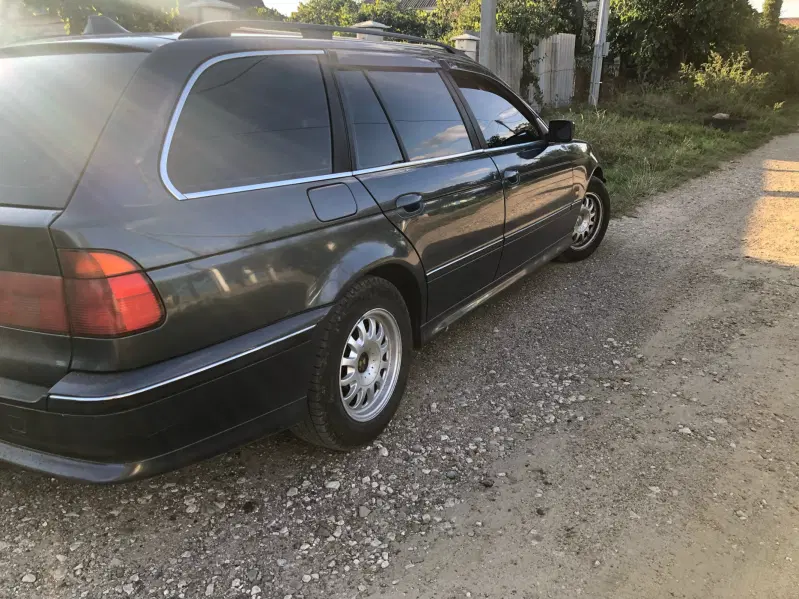 BMW 5 Series, 1998