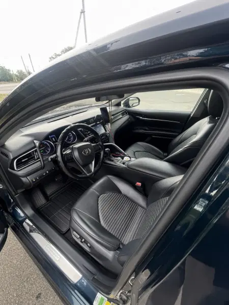 Toyota Camry, 2020