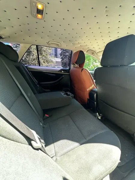 Toyota Avensis, 2006