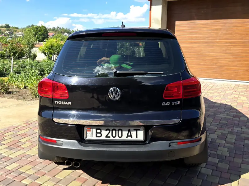 Volkswagen Tiguan, 2012