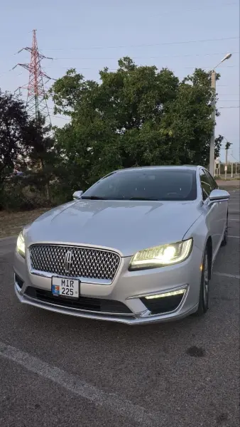Lincoln MKZ, 2017
