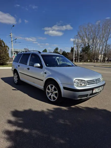 Volkswagen Golf, 2004