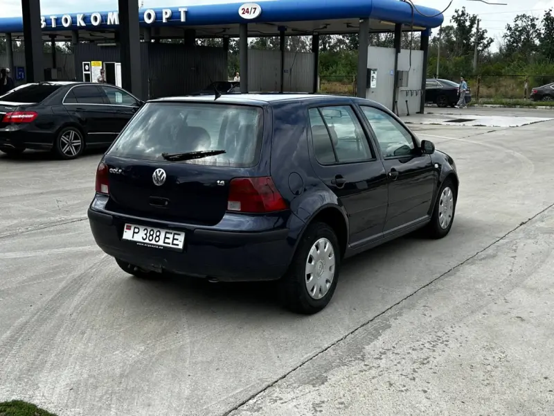 Volkswagen Golf, 1999