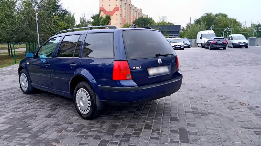 Volkswagen Golf, 1999