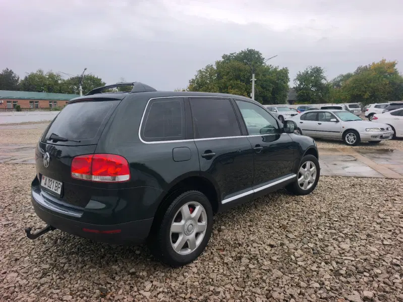 Volkswagen Touareg, 2005