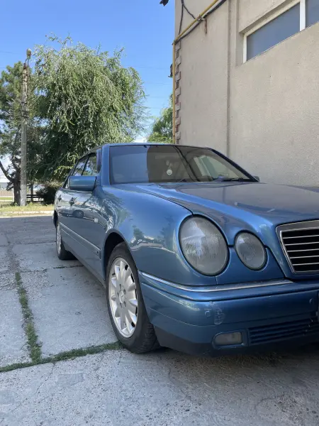 Mercedes-Benz E-Class, 1998