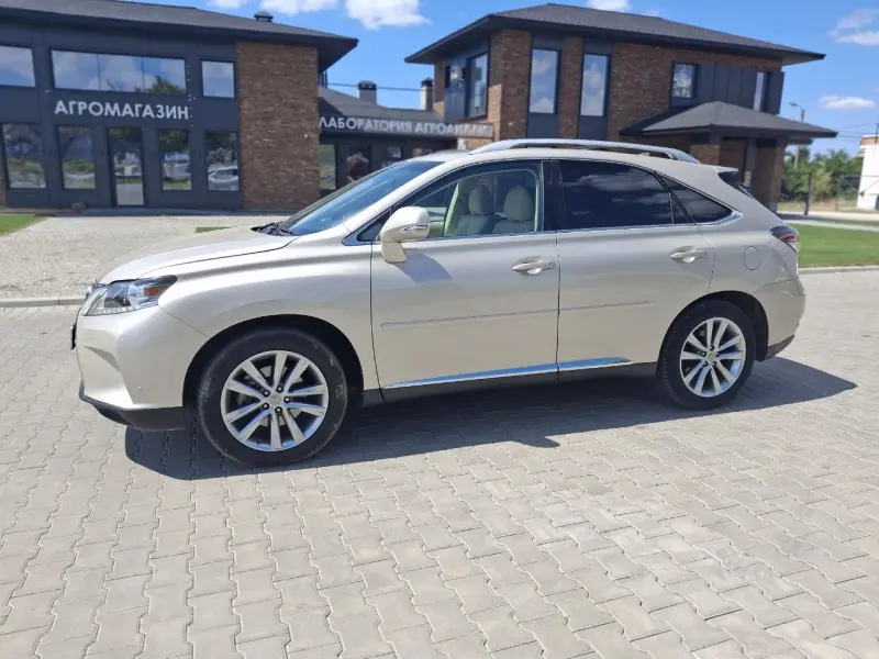 Lexus RX, 2015