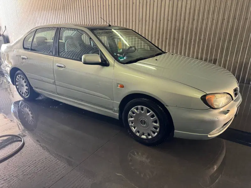 Nissan Primera, 2002