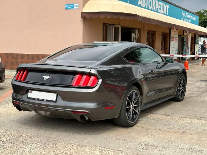Ford Mustang, 2016