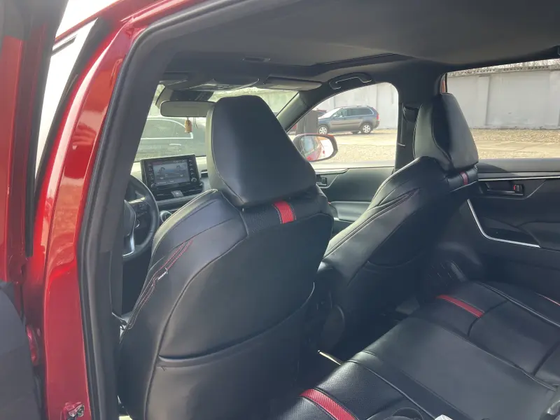 Toyota RAV4, 2021