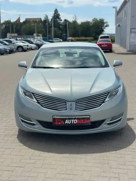 Lincoln MKZ, 2014